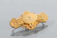 Lot 1764 - VICTORIAN DIAMOND BAR BROOCH with a central...