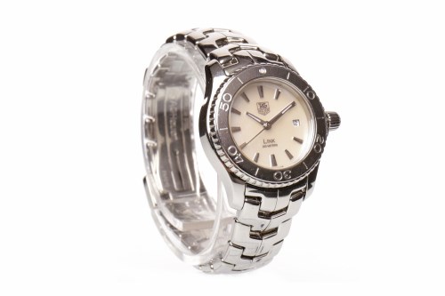 Lot 900 - LADY'S TAG HEUER LINK STAINLESS STEEL QUARTZ...