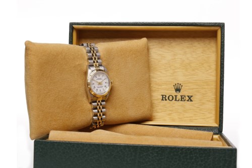 Lot 954 - LADY'S ROLEX OYSTER PERPETUAL SUPERLATIVE...