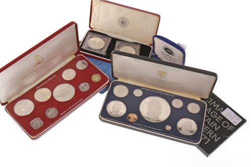 Lot 538 - GROUP OF SILVER AND OTHER COINS including...