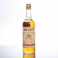 Lot 1038 - BELL'S EXTRA SPECIAL Blended Scotch Whisky....