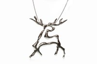 Lot 772 - CONTEMPORARY SCOTTISH SILVER STAG NECKLACE BY...