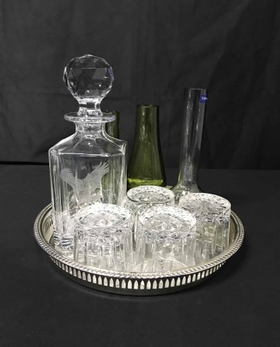 Lot 115 - CRYSTAL DECANTER AND FOUR GLASSES ON PLATED...
