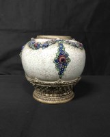 Lot 174 - ROYAL VIENNA VASE TOGETHER WITH FOUR ITEMS OF...