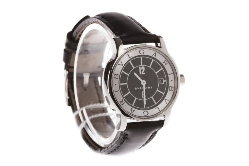 Lot 782 - LADY'S BULGARI SOLOTEMPO STAINLESS STEEL...