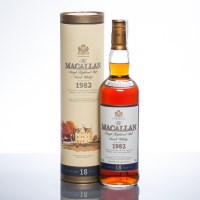 Lot 1400 - THE MACALLAN 1982 18 YEAR OLD Single Highland...