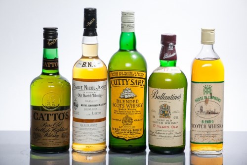 Lot 1570 - THE BAILIE NICOL JARVIE Blended Scotch Whisky....