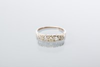 Lot 1912 - VICTORIAN DIAMOND FIVE STONE RING set with...