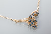 Lot 2006 - SAPPHIRE AND DIAMOND NECKLET designed as a...
