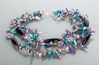 Lot 2121 - UNUSUAL ABALONE SHELL AND BEAD NECKLACE the...