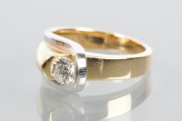 Lot 2203 - DIAMOND SINGLE STONE RING of overlapping bi...