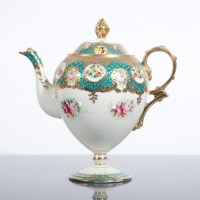 Lot 185 - NORITAKE GILT FLORAL PORCELAIN TEAPOT blue...