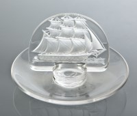 Lot 254 - LALIQUE GLASS ASHTRAY with semi circular...