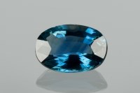 Lot 1181 - UNMOUNTED SAPPHIRE the oval stone...