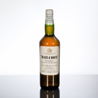 Lot 1011 - BLACK & WHITE Special Blend of Buchanan's...