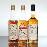 Lot 1044 - MANNOCHMORE 18 YEAR OLD MANAGER'S DRAM Cask...