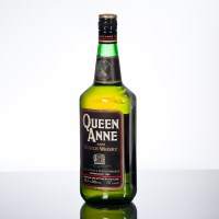 Lot 1149 - QUEEN ANNE Blended Scotch whisky by Hill...
