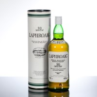 Lot 1224 - LAPHROAIG 10 YEARS OLD Single Islay malt...