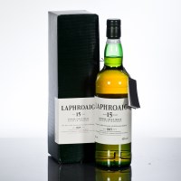 Lot 1240 - LAPHROAIG 15 YEAR OLD Single Islay Malt Whisky....