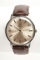 Lot 1055 - GENTLEMAN'S STAINLESS STEEL OMEGA AUTOMATIC...