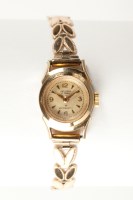 Lot 1061 - LADY'S MID TWENTIETH CENTURY DELVINA WRIST...