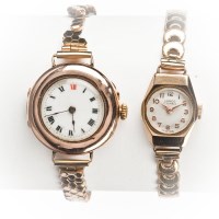 Lot 1582 - LADY'S EARLY TWENTIETH CENTURY WRIST WATCH the...