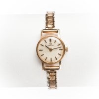 Lot 1600 - LADY'S NINE CARAT GOLD OMEGA WRIST WATCH the...