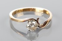 Lot 1731 - DIAMOND RING set with a brilliant cut diamond...