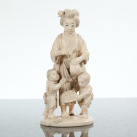 Lot 490 - JAPANESE IVORY FIGURE GROUP of a Japanese...