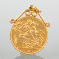 Lot 1499 - SOVEREIGN DATED 1928 soldered with a pendant...