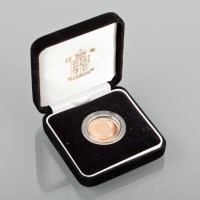 Lot 1505 - SOVEREIGN DATED 2005 in presentation case and...