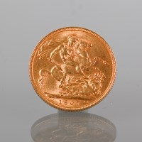 Lot 1560 - SOVEREIGN DATED 1907