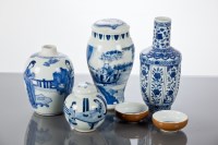 Lot 314 - COLLECTION OF CHINESE BLUE AND WHITE CERAMICS...