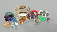 Lot 1729 - MIXED GROUP OF UNMOUNTED GEMS including an...