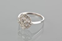 Lot 1743 - ATTRACTIVE ART DECO DIAMOND DRESS RING the...