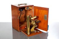 Lot 581 - LATE 19TH/EARLY 20TH CENTURY BRASS MICROSCOPE...