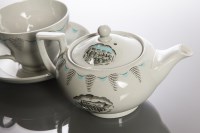 Lot 545 - ERIC RAVILIOUS FOR WEDGWOOD TRAVEL PATTERN TEA...