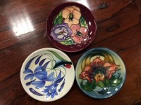 Lot 552 - COLLECTION OF THREE MODERN MOORCROFT PIN...
