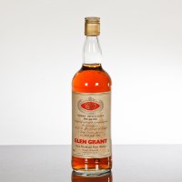 Lot 1013 - GLEN GRANT ROYAL WEDDING Highland malt whisky...