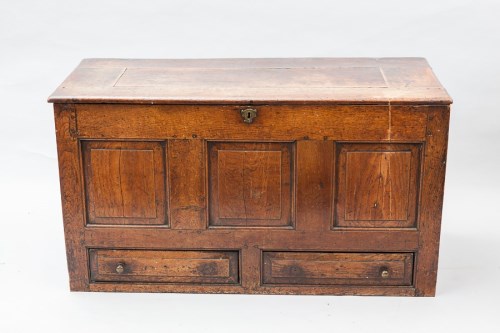 Lot 977 - EARLY 18TH CENTURY OAK DOWER CHEST with hinged...