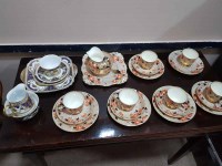 Lot 512 - TUSCAN PART TEA SERVICE AND A MEITO TEA FOR...