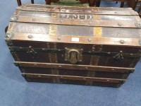 Lot 555 - DOME TOP CABIN TRUNK