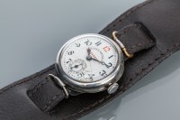 Lot 853 - GENTLEMAN'S EARLY TWENTIETH CENTURY STERLING...