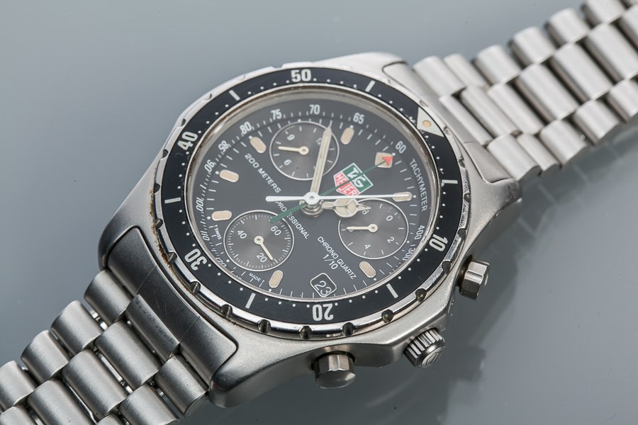 Lot 884 GENTLEMAN S STAINLESS STEEL TAG HEUER