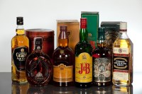 Lot 1243 - J & B RARE Blended Scotch Whisky. 70cl, 40%...