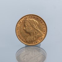 Lot 1774 - GOLD OLD HEAD VICTORIA HALF SOVEREIGN DATED 1900