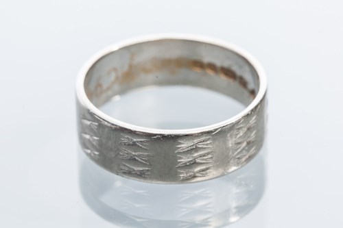 Lot 2053 - EIGHTEEN CARAT GOLD WEDDING BAND hallmarked...