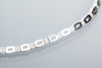 Lot 2062 - EIGHTEEN CARAT WHITE GOLD DIAMOND NECKLACE...
