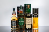 Lot 994 - THE GLENLIVET 12 YEAR OLD Single Highland Malt...