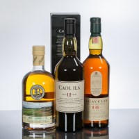 Lot 995 - LAGAVULIN 16 YEAR OLD Single Islay Malt Whisky....